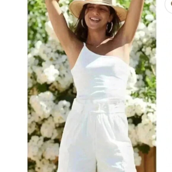 🌙 NWT ANTHRO MOON RIVER White Paper Bag Waist Shorts 🤍 Sz M - Picture 3 of 6